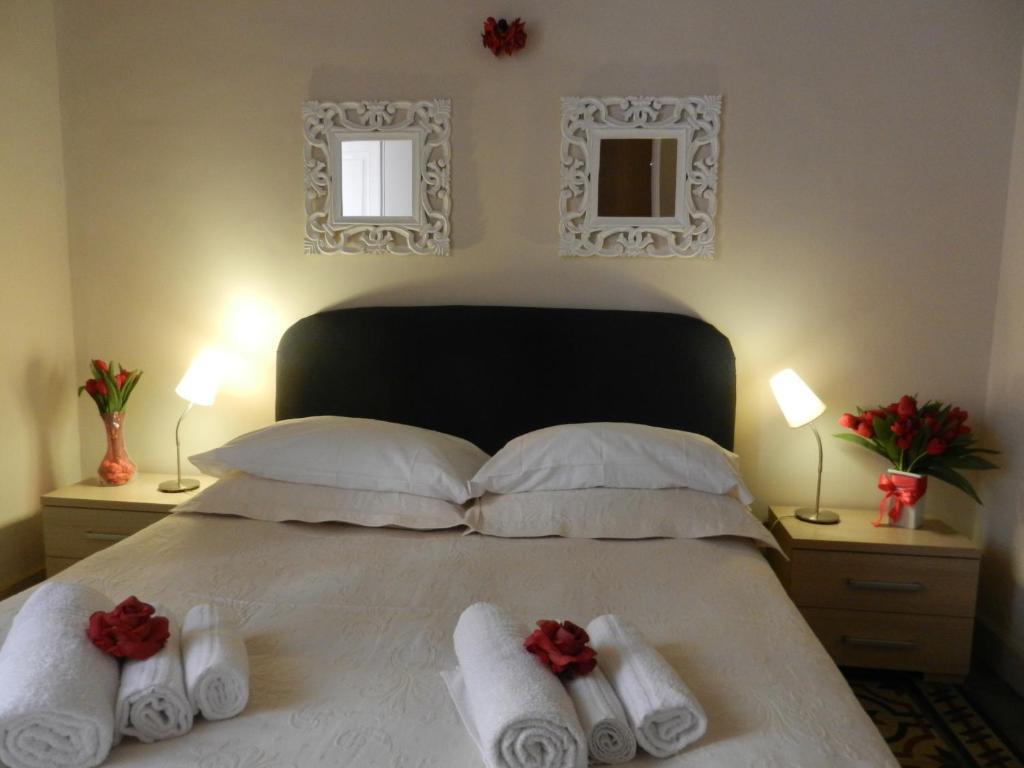Rossocorallo B&B Κατάνια Δωμάτιο φωτογραφία